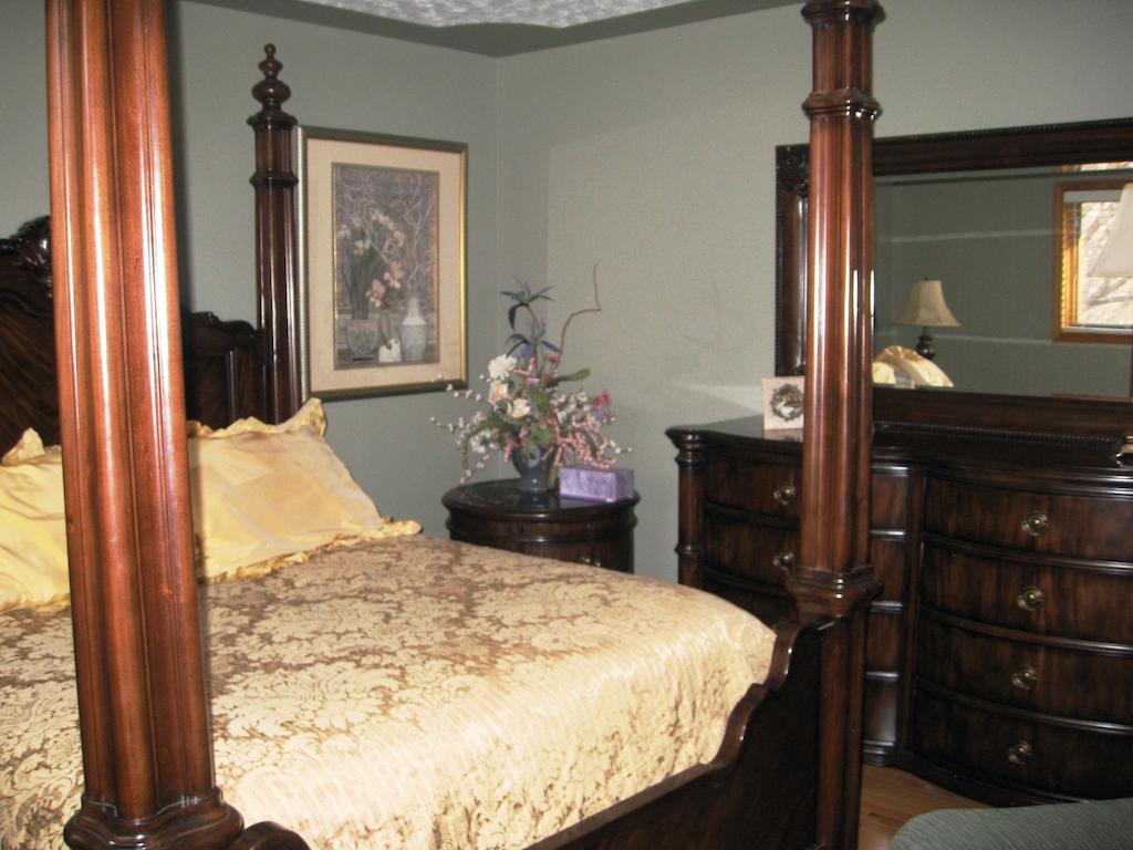Mcdougall Lane Bed & Breakfast Drumheller Oda fotoğraf