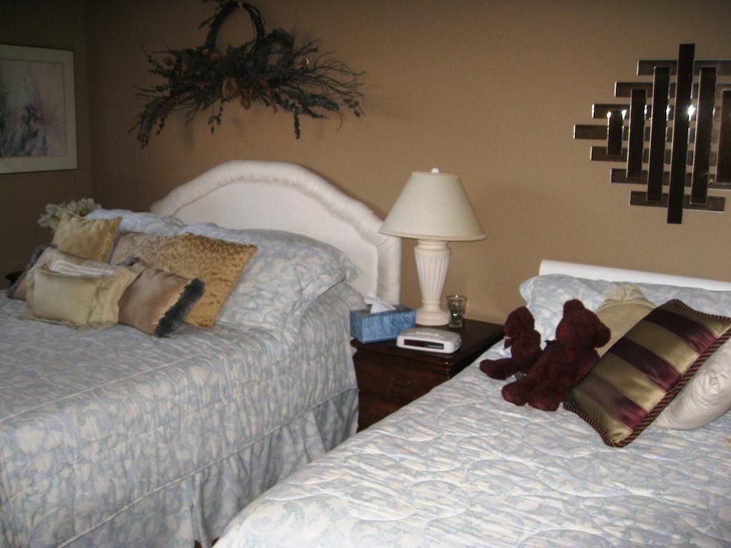 Mcdougall Lane Bed & Breakfast Drumheller Oda fotoğraf