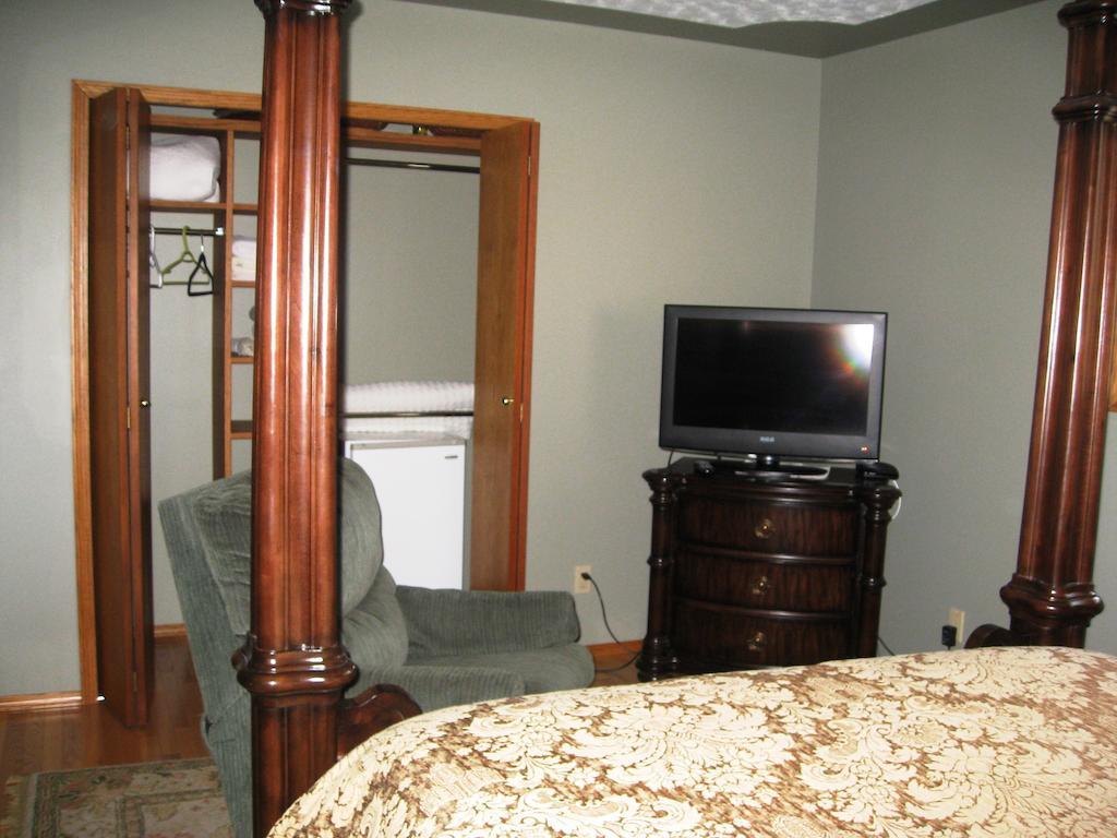 Mcdougall Lane Bed & Breakfast Drumheller Dış mekan fotoğraf